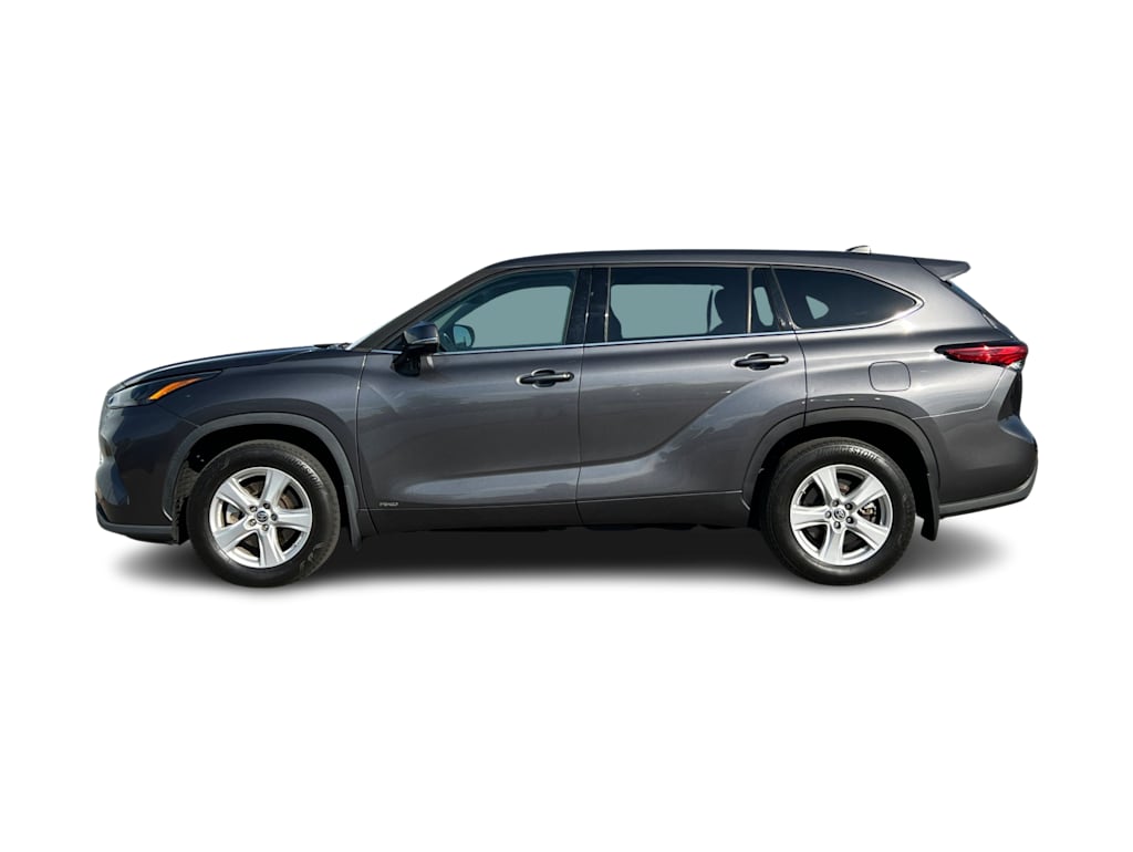 Thumbnail: 2022 Toyota Highlander - 3