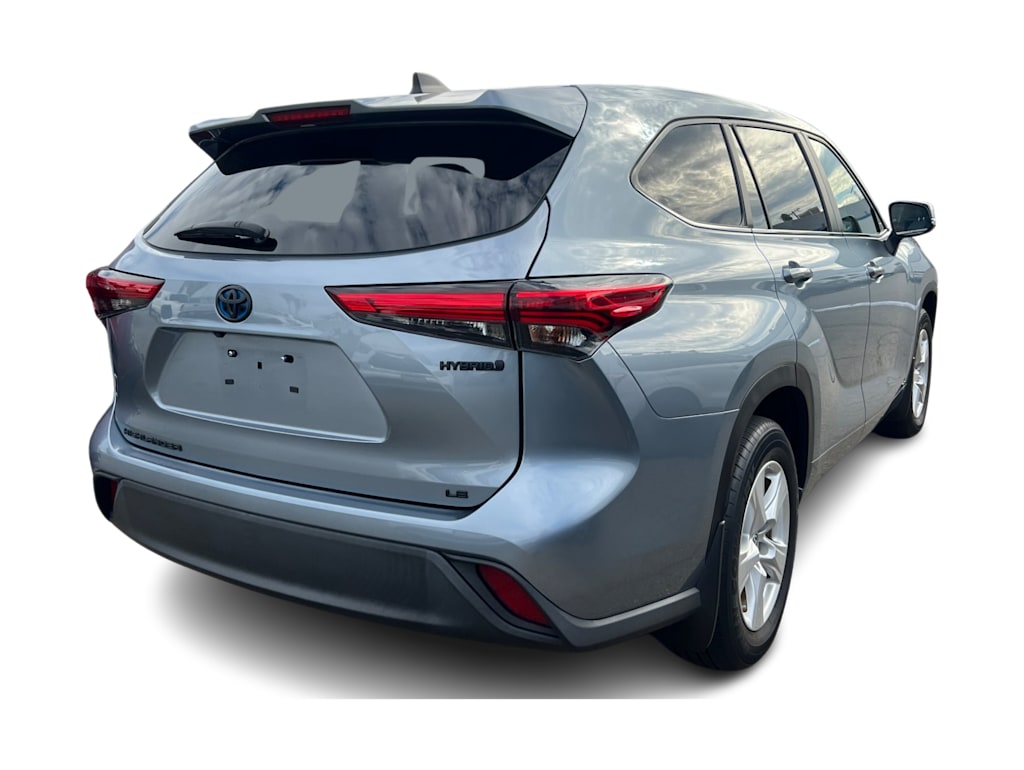 Thumbnail: 2023 Toyota Highlander - 9