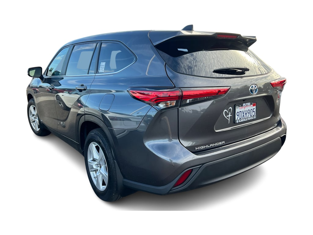 Thumbnail: 2023 Toyota Highlander - 2