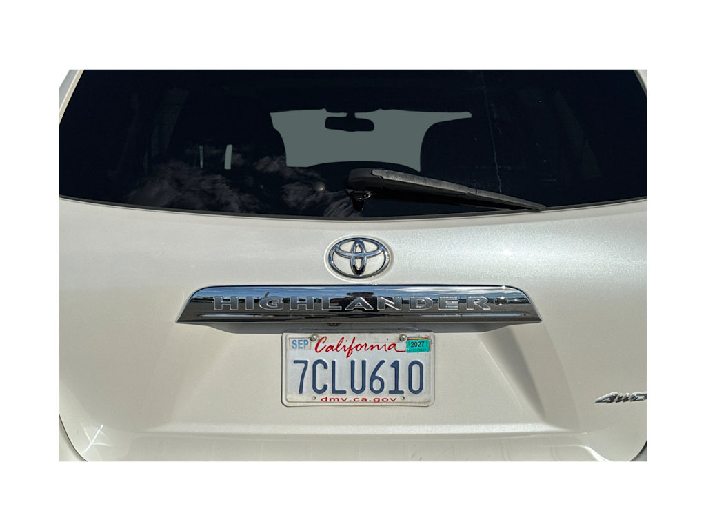 Thumbnail: 2013 Toyota Highlander - 23