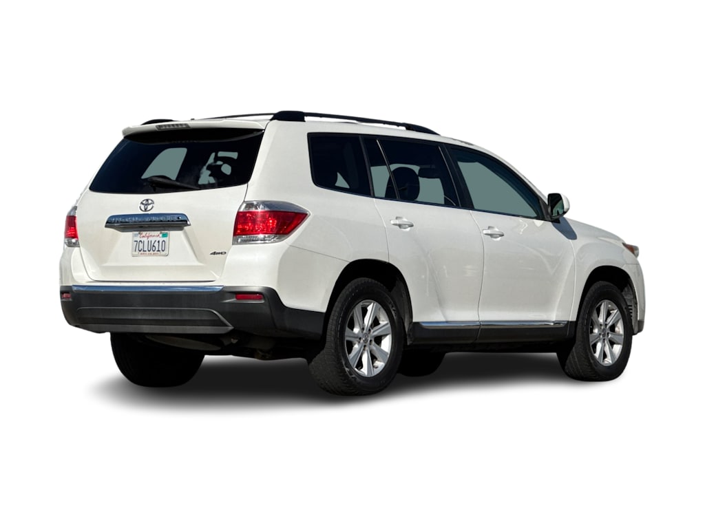 Thumbnail: 2013 Toyota Highlander - 11