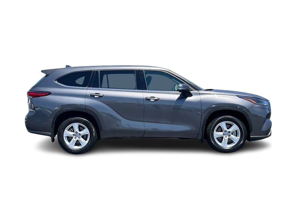 Thumbnail: 2021 Toyota Highlander - 19