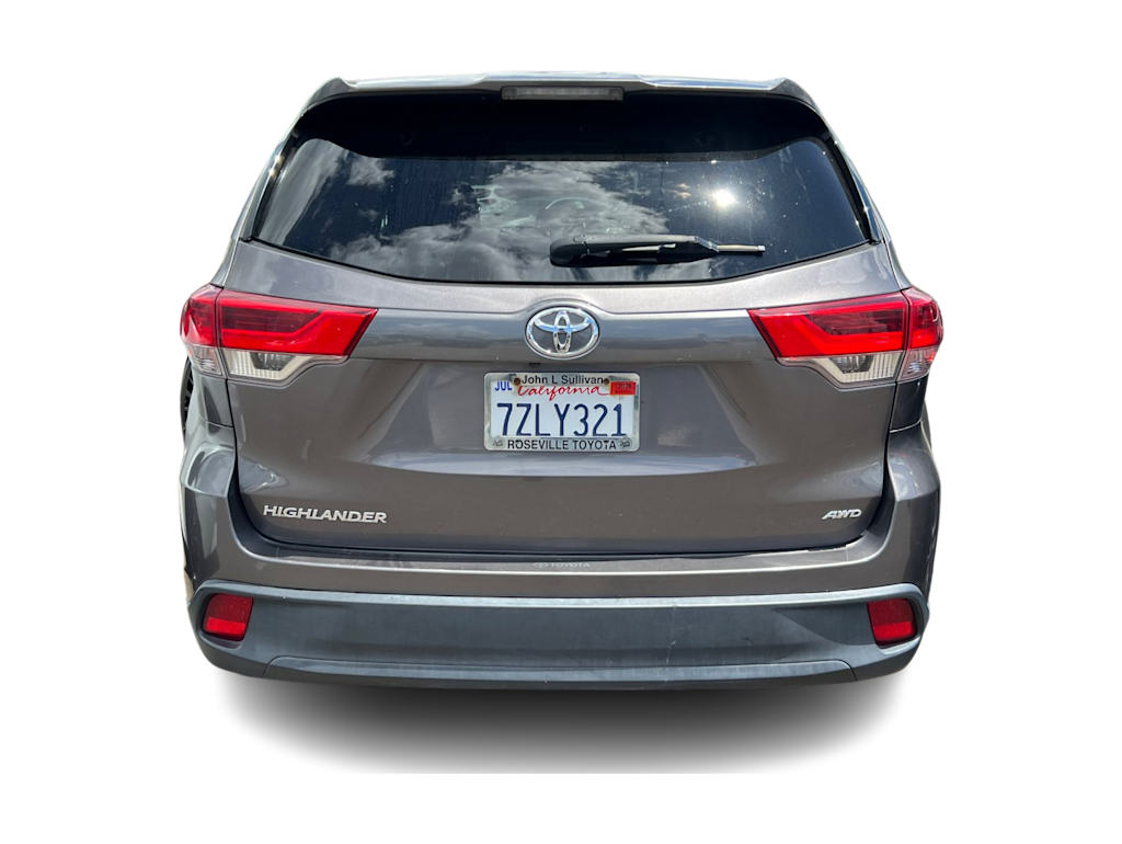 Thumbnail: 2017 Toyota Highlander - 3