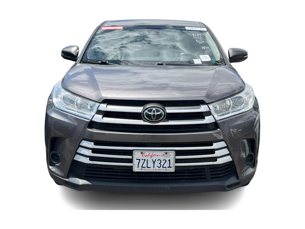 Thumbnail: 2017 Toyota Highlander - 4