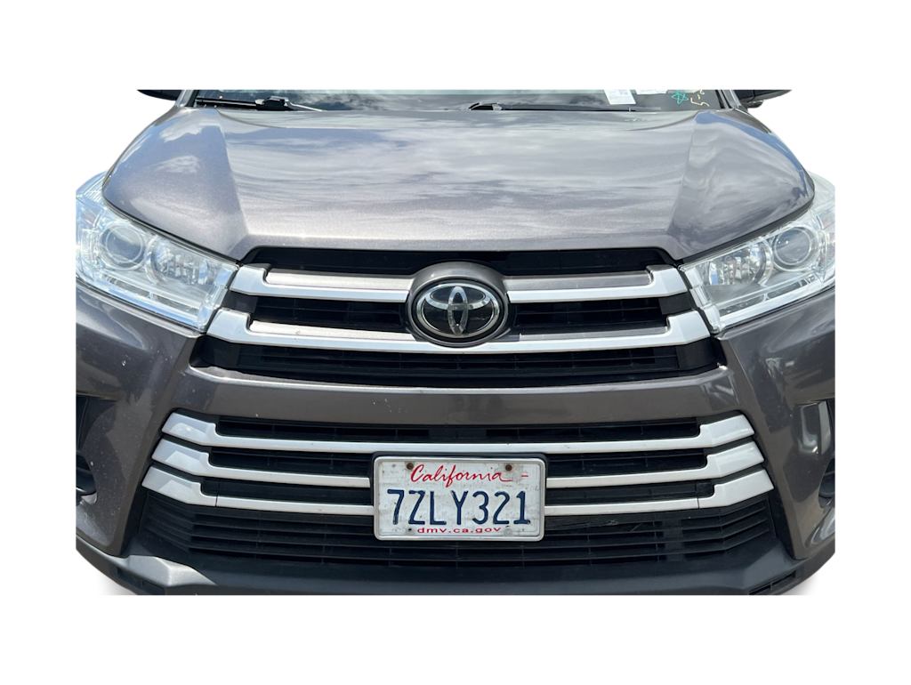Thumbnail: 2017 Toyota Highlander - 14