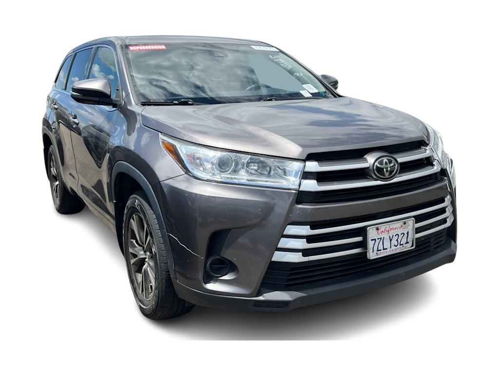 Thumbnail: 2017 Toyota Highlander - 8