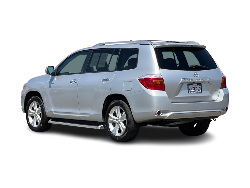 Thumbnail: 2010 Toyota Highlander - 4