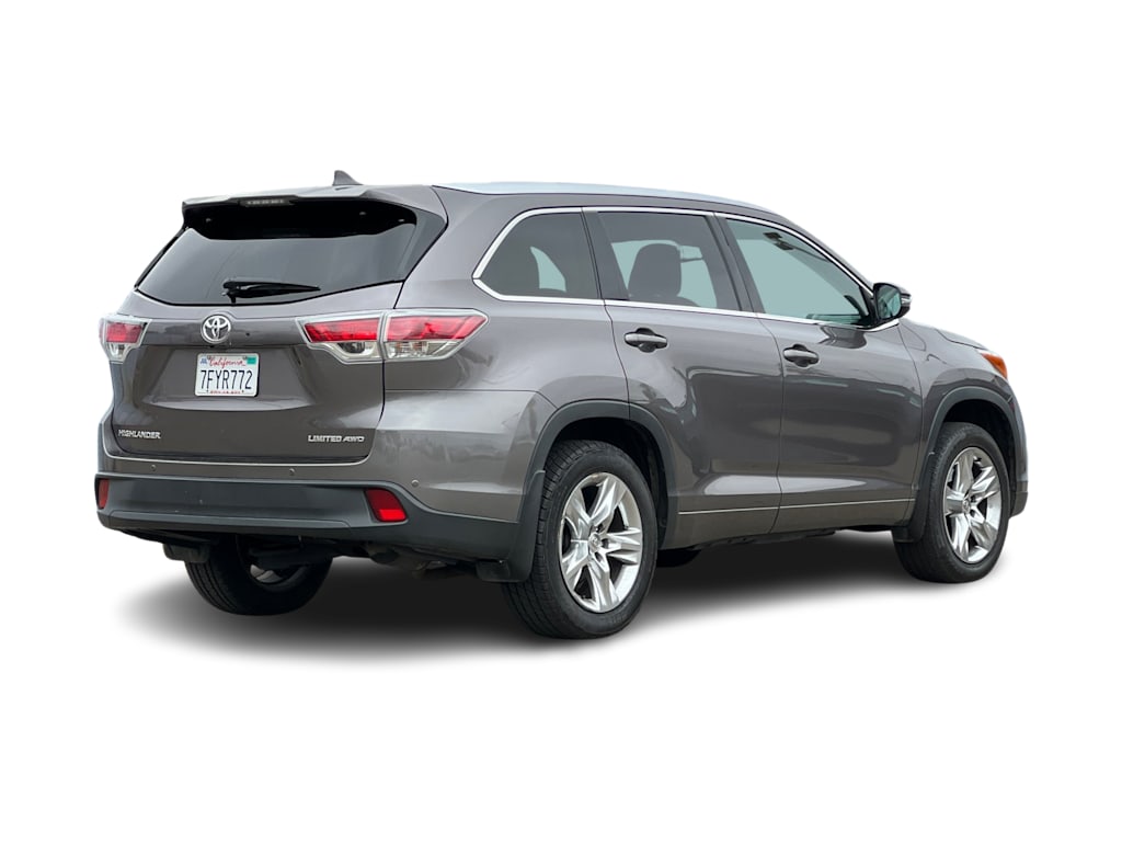 Thumbnail: 2014 Toyota Highlander - 10