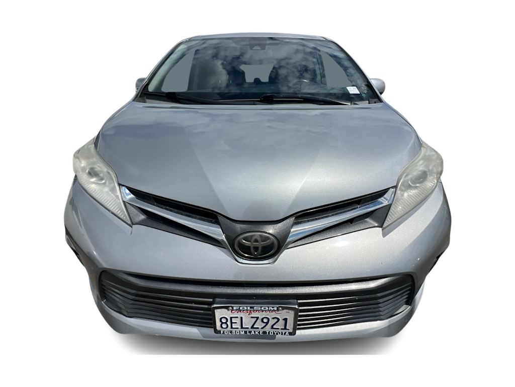 Thumbnail: 2018 Toyota Sienna - 4