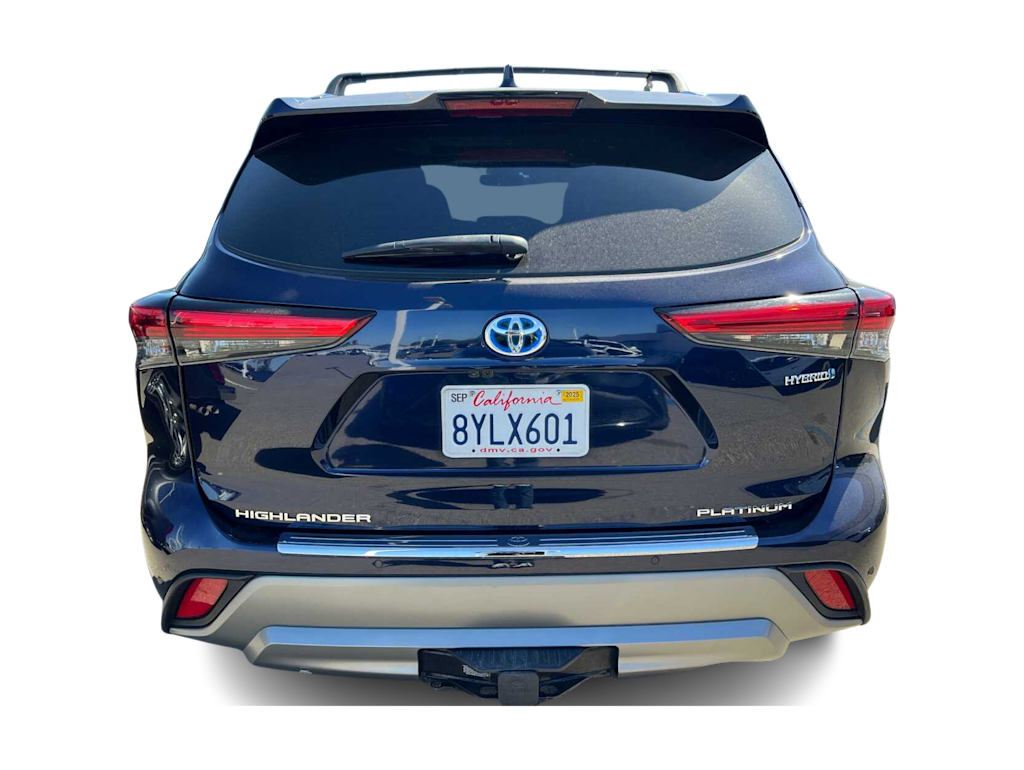 Thumbnail: 2021 Toyota Highlander - 3