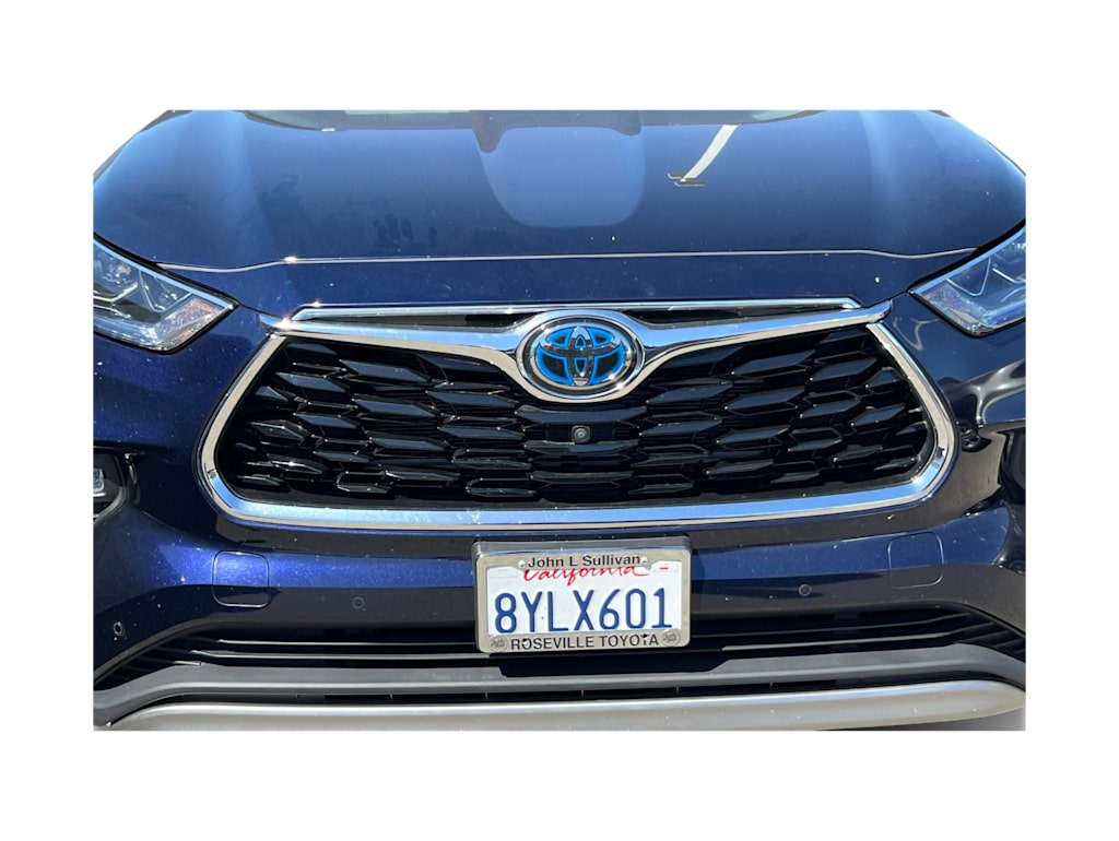 Thumbnail: 2021 Toyota Highlander - 11