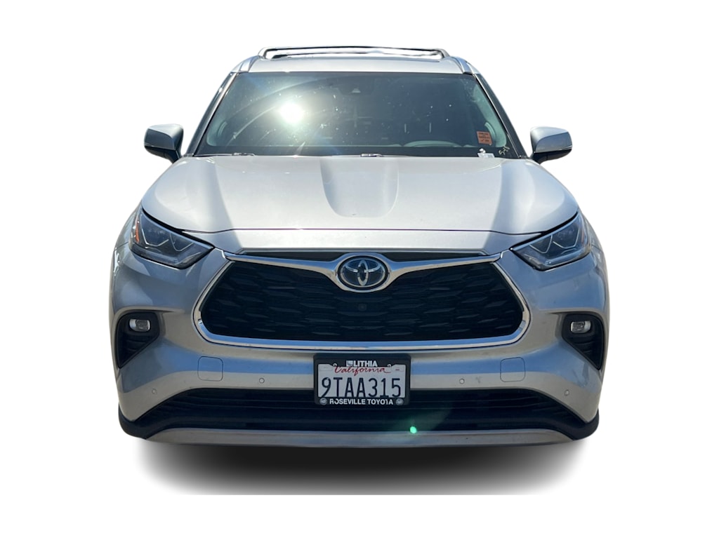 Thumbnail: 2022 Toyota Highlander - 4