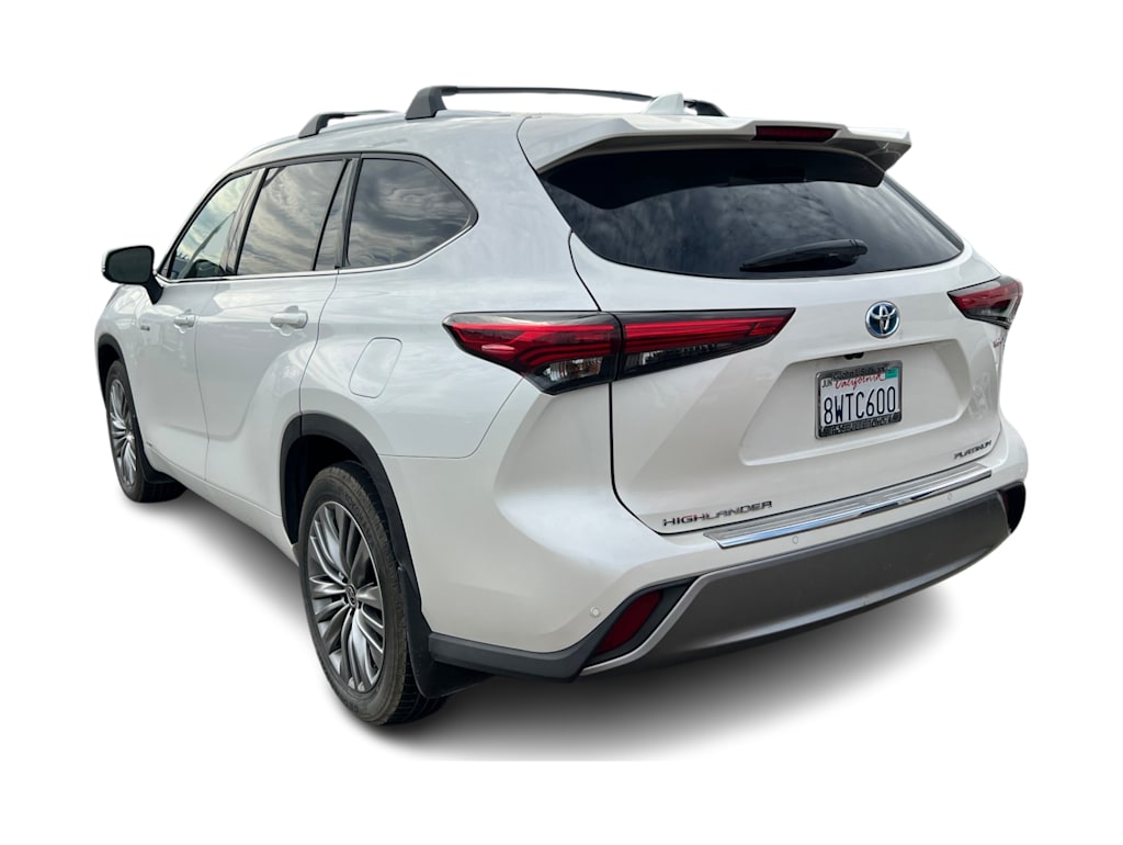 Thumbnail: 2021 Toyota Highlander - 2