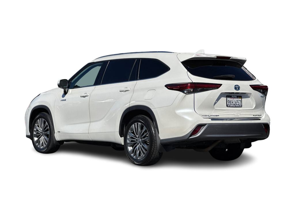Thumbnail: 2021 Toyota Highlander - 4
