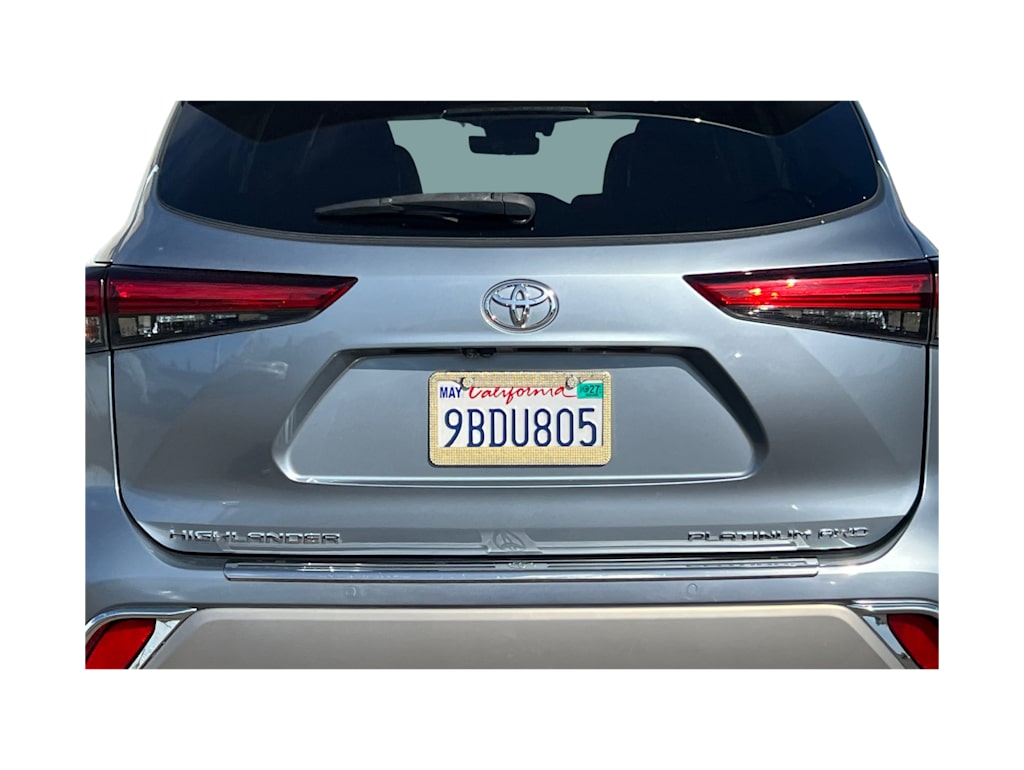 Thumbnail: 2021 Toyota Highlander - 23
