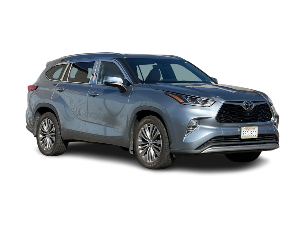 Thumbnail: 2021 Toyota Highlander - 12
