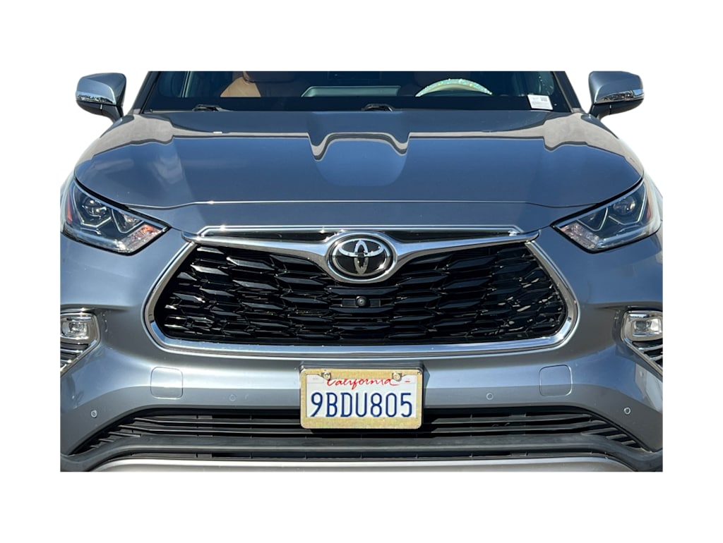 Thumbnail: 2021 Toyota Highlander - 17