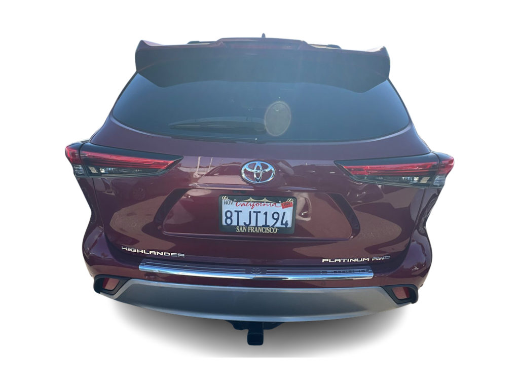 Thumbnail: 2020 Toyota Highlander - 3