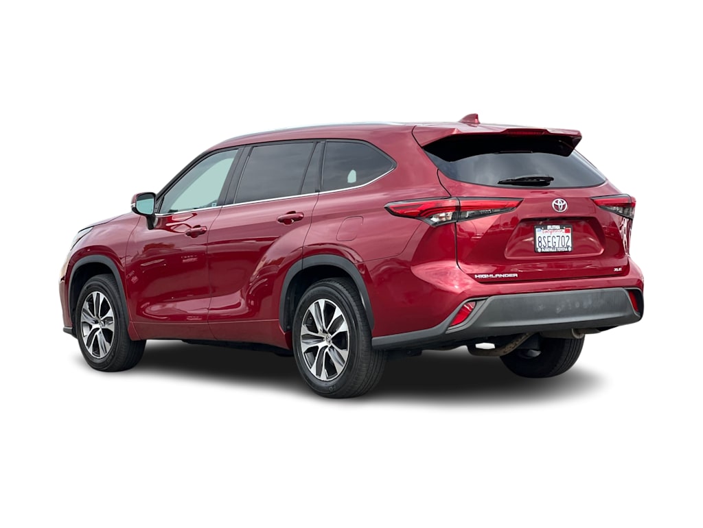 Thumbnail: 2020 Toyota Highlander - 4