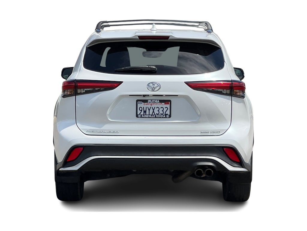 Thumbnail: 2022 Toyota Highlander - 5