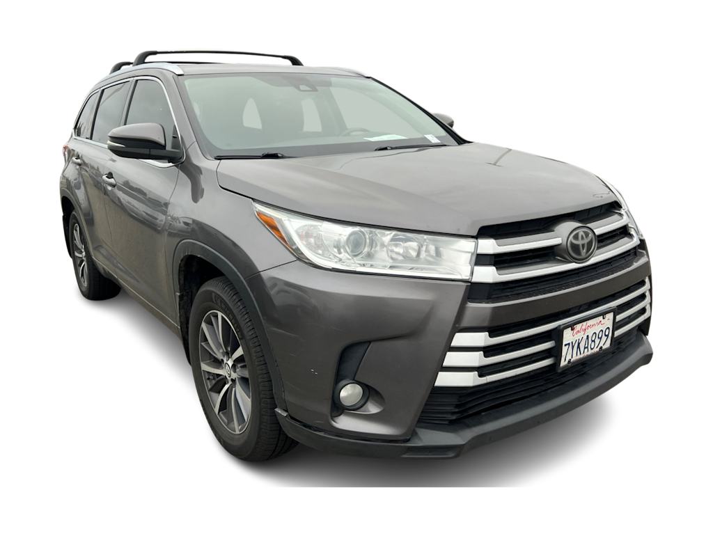 Thumbnail: 2017 Toyota Highlander - 9