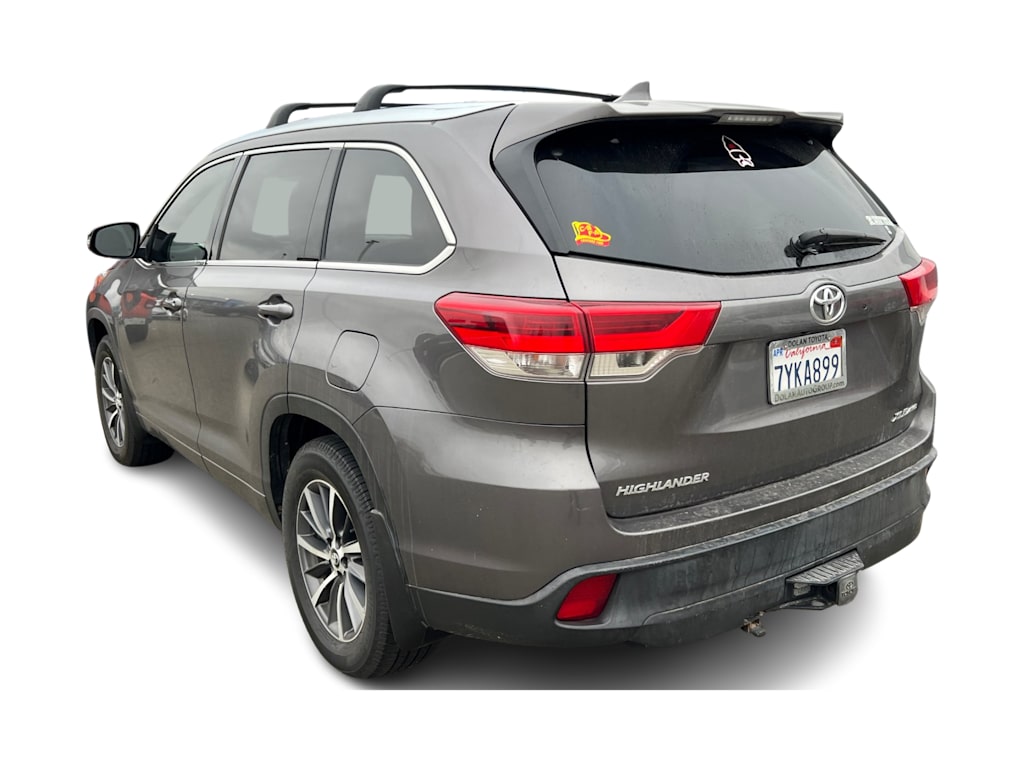 Thumbnail: 2017 Toyota Highlander - 2