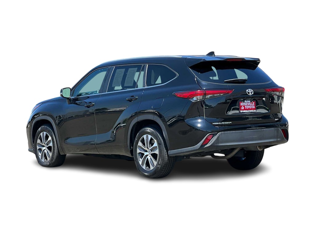2023 Toyota Highlander L 4