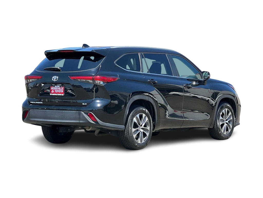 2023 Toyota Highlander L 16