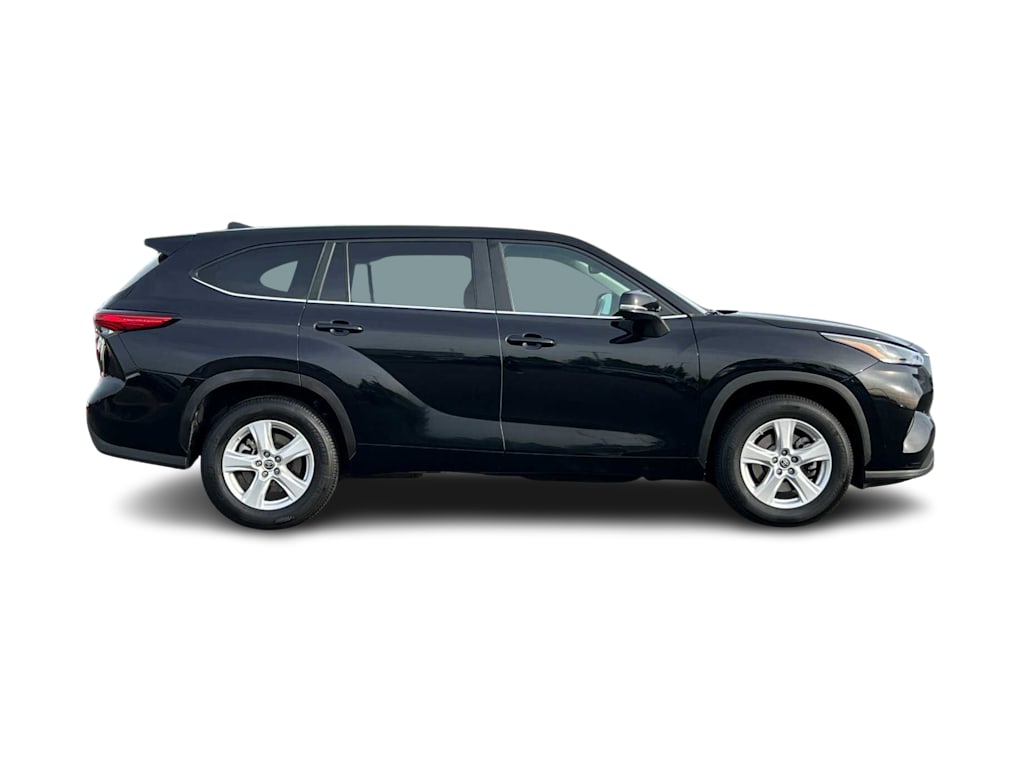 2023 Toyota Highlander L 18