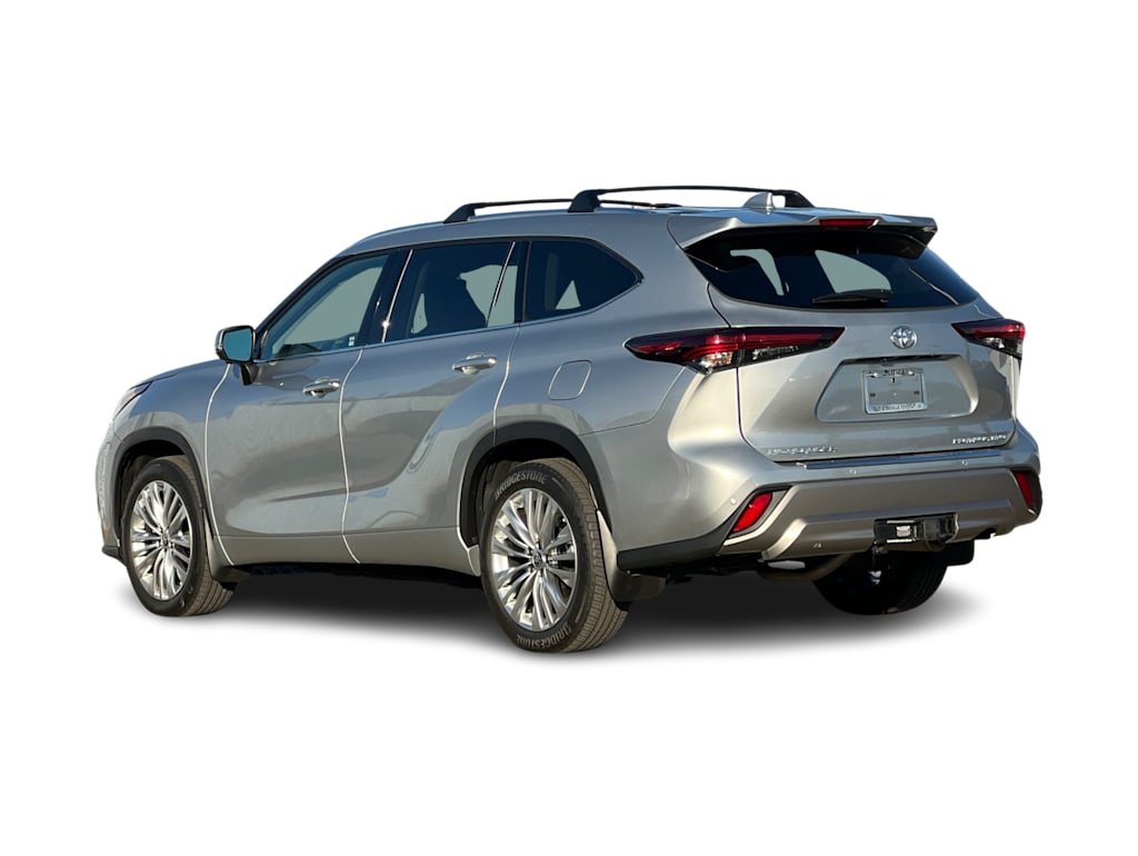 Thumbnail: 2025 Toyota Highlander - 4