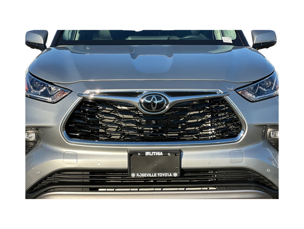 Thumbnail: 2025 Toyota Highlander - 17