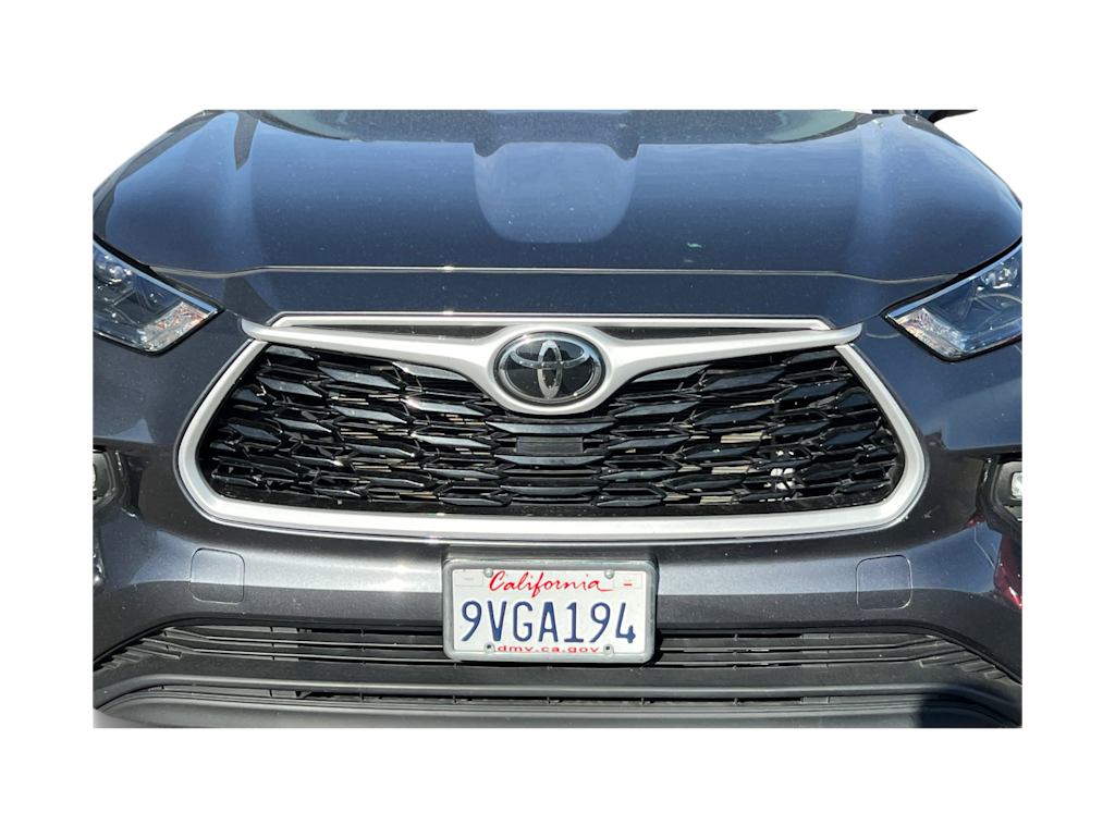 Thumbnail: 2023 Toyota Highlander - 15