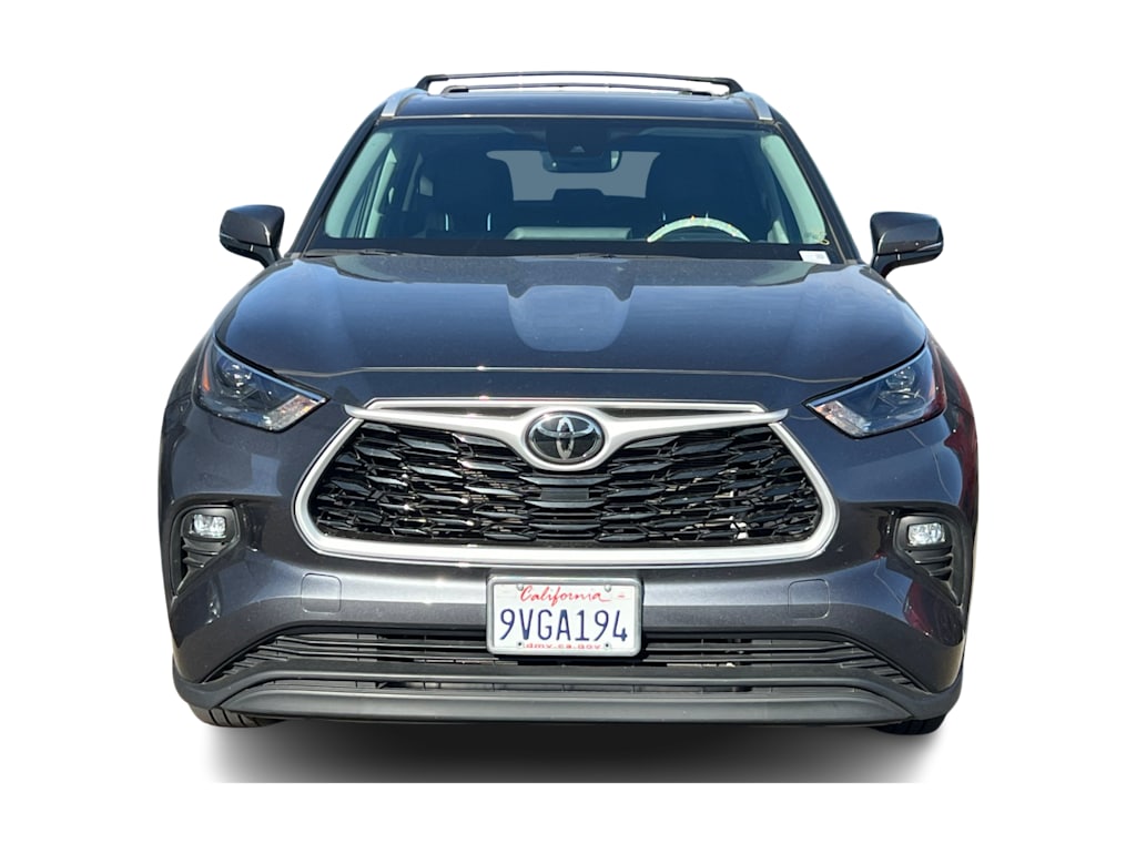 Thumbnail: 2023 Toyota Highlander - 4