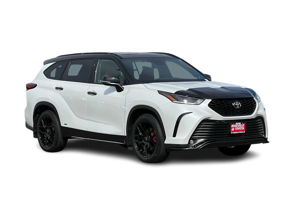 2023 Toyota Highlander XSE 17