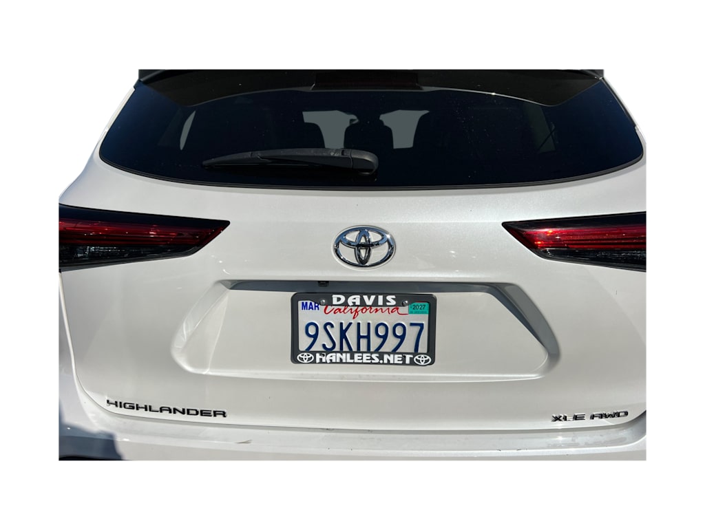 Thumbnail: 2023 Toyota Highlander - 20