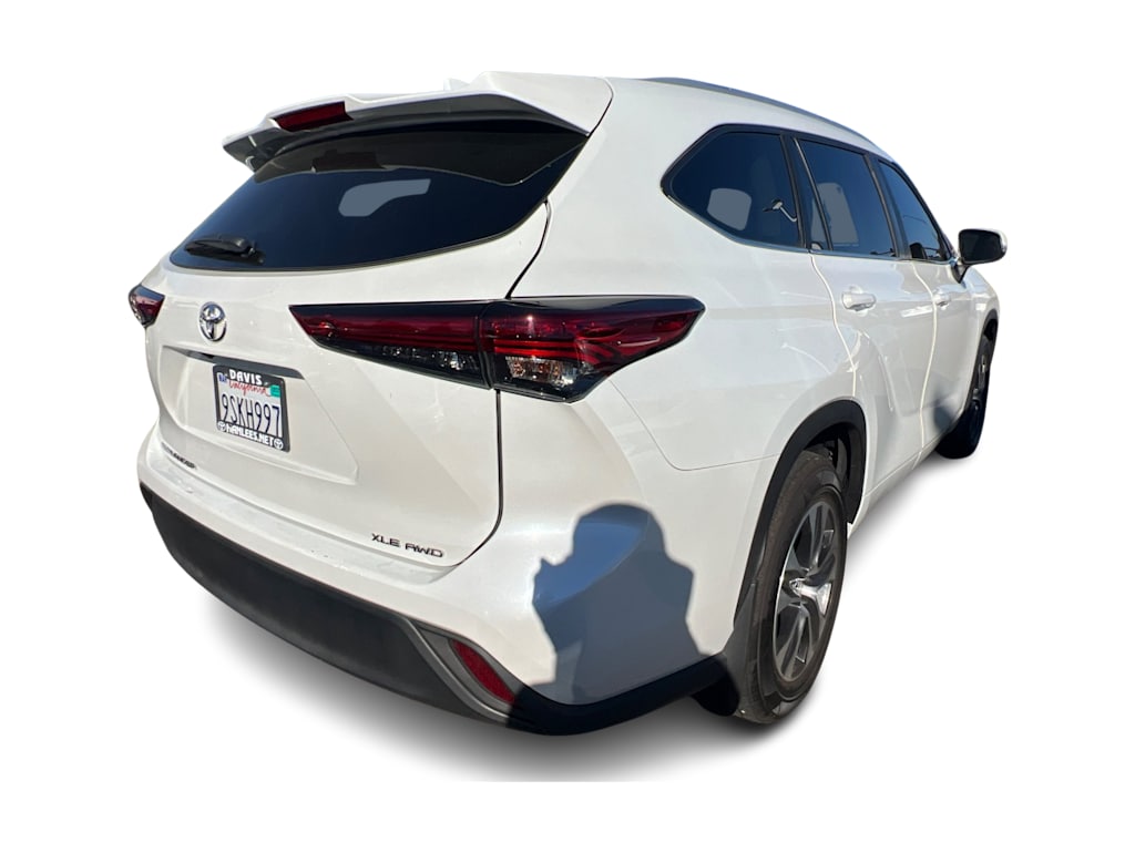 Thumbnail: 2023 Toyota Highlander - 10