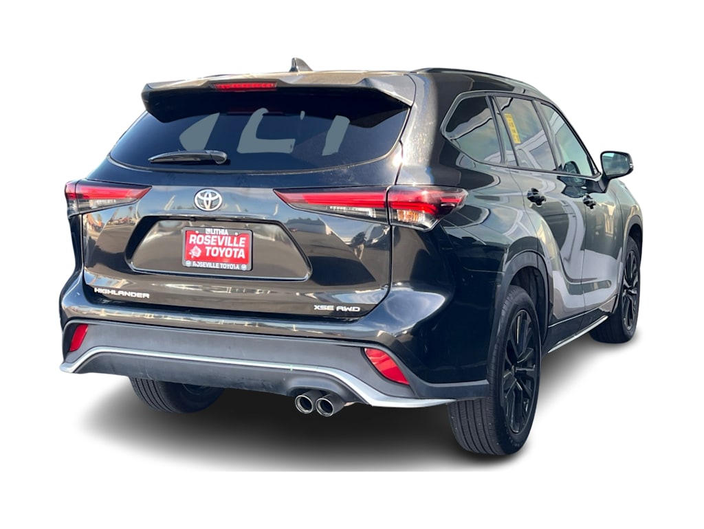 Thumbnail: 2025 Toyota Highlander - 9