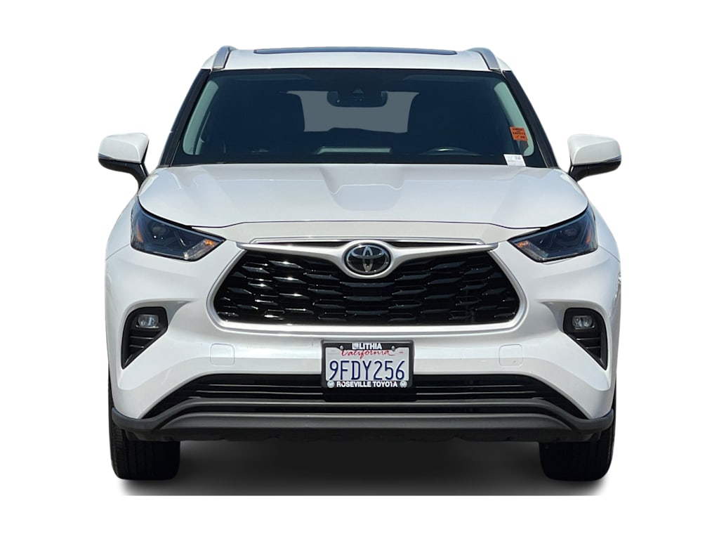 Thumbnail: 2023 Toyota Highlander - 6