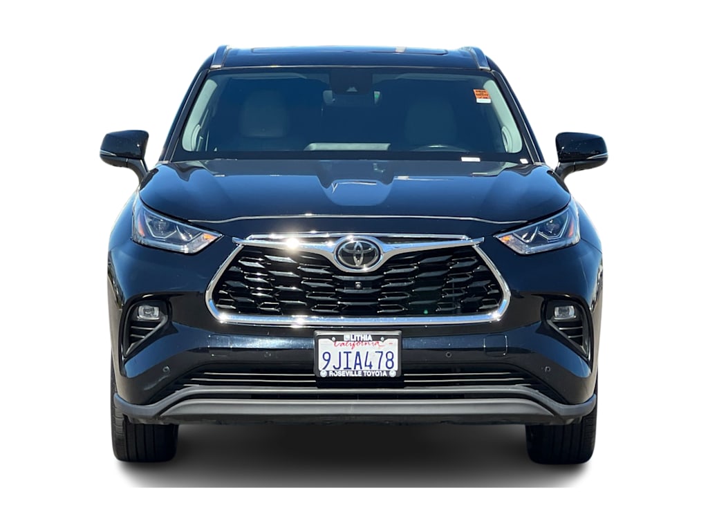 Thumbnail: 2023 Toyota Highlander - 6