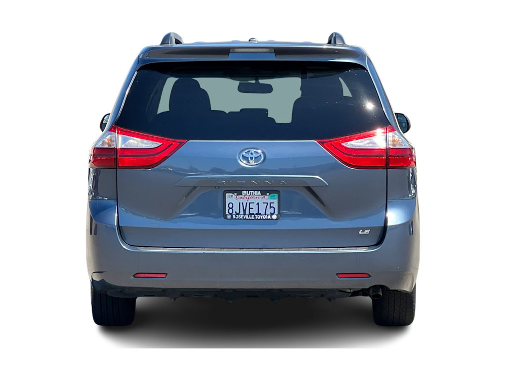 Thumbnail: 2015 Toyota Sienna - 5