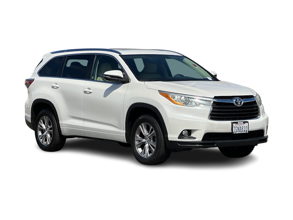 Thumbnail: 2014 Toyota Highlander - 18