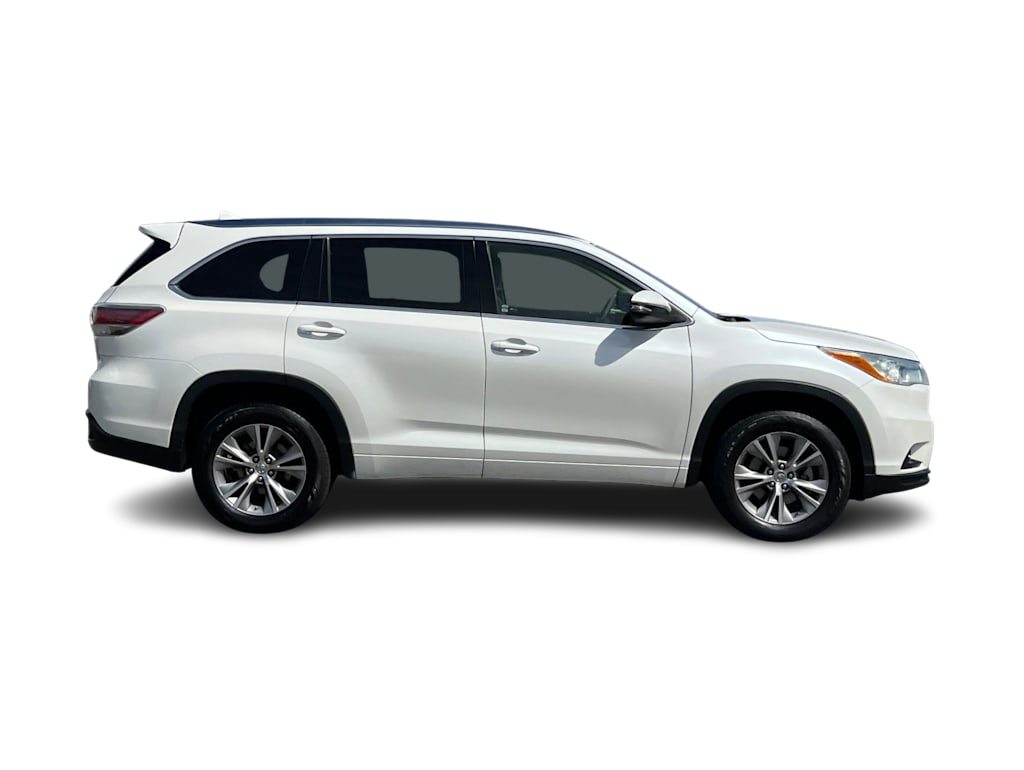 Thumbnail: 2014 Toyota Highlander - 19