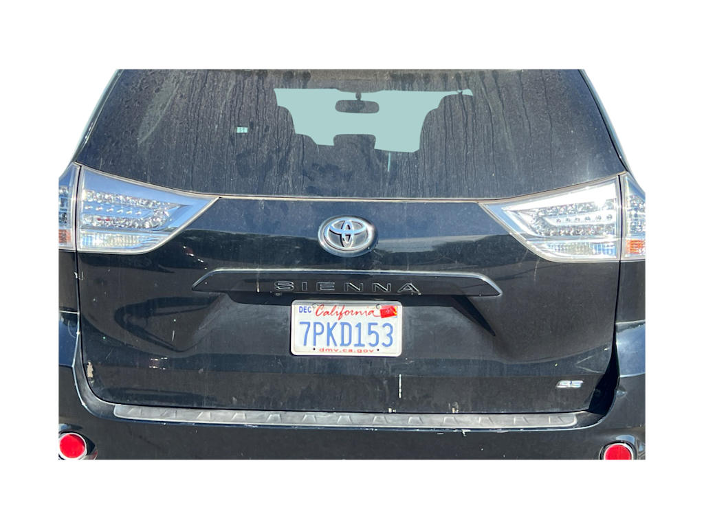 Thumbnail: 2015 Toyota Sienna - 23