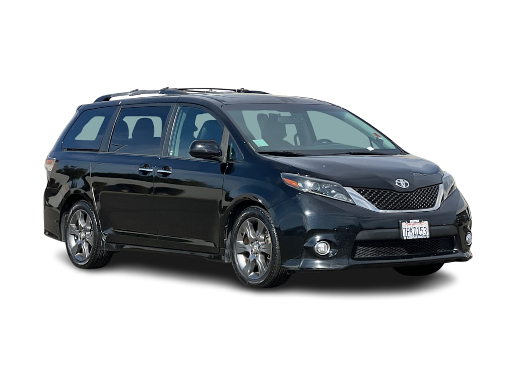 Thumbnail: 2015 Toyota Sienna - 18
