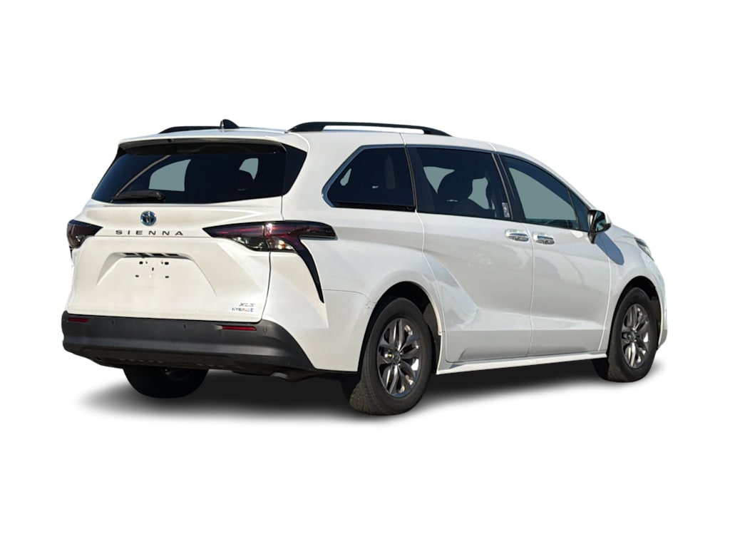 Thumbnail: 2023 Toyota Sienna - 12
