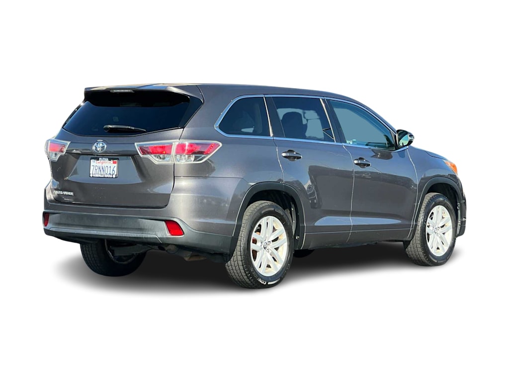 Thumbnail: 2016 Toyota Highlander - 17