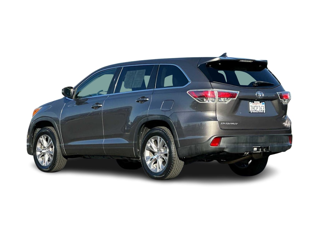 2015 Toyota Highlander LE 4