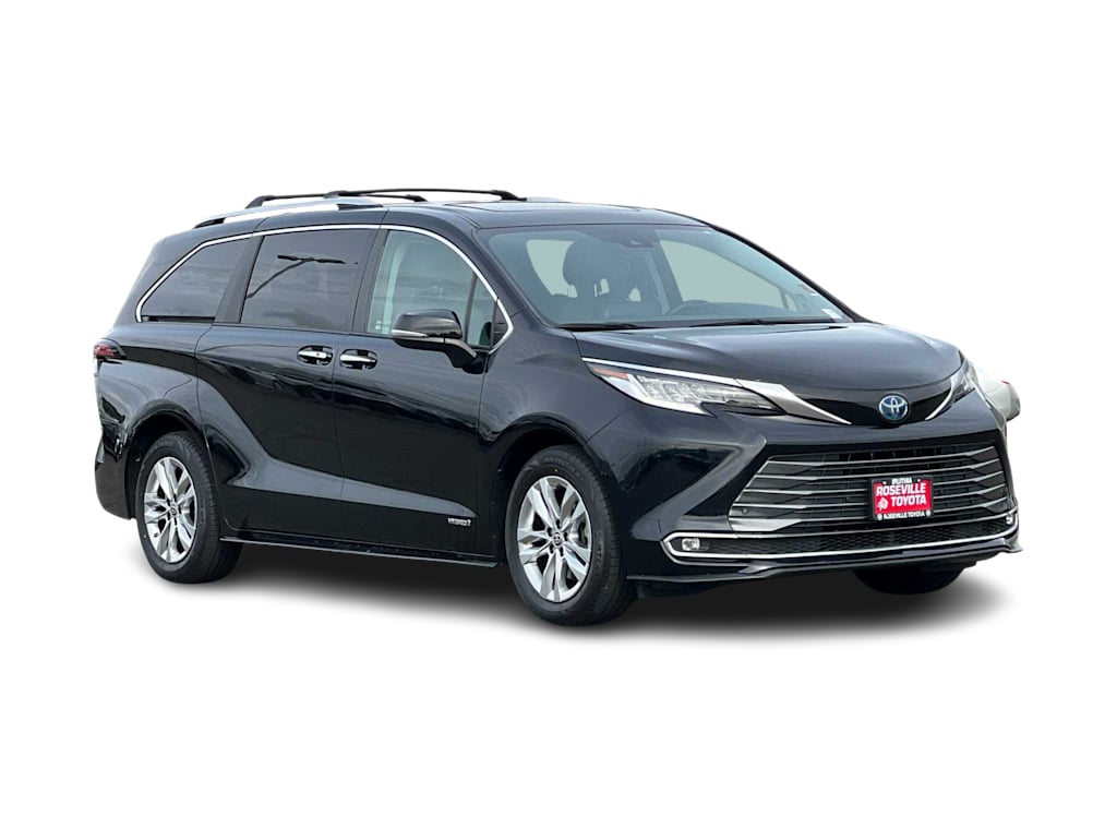 2021 Toyota Sienna Limited 17