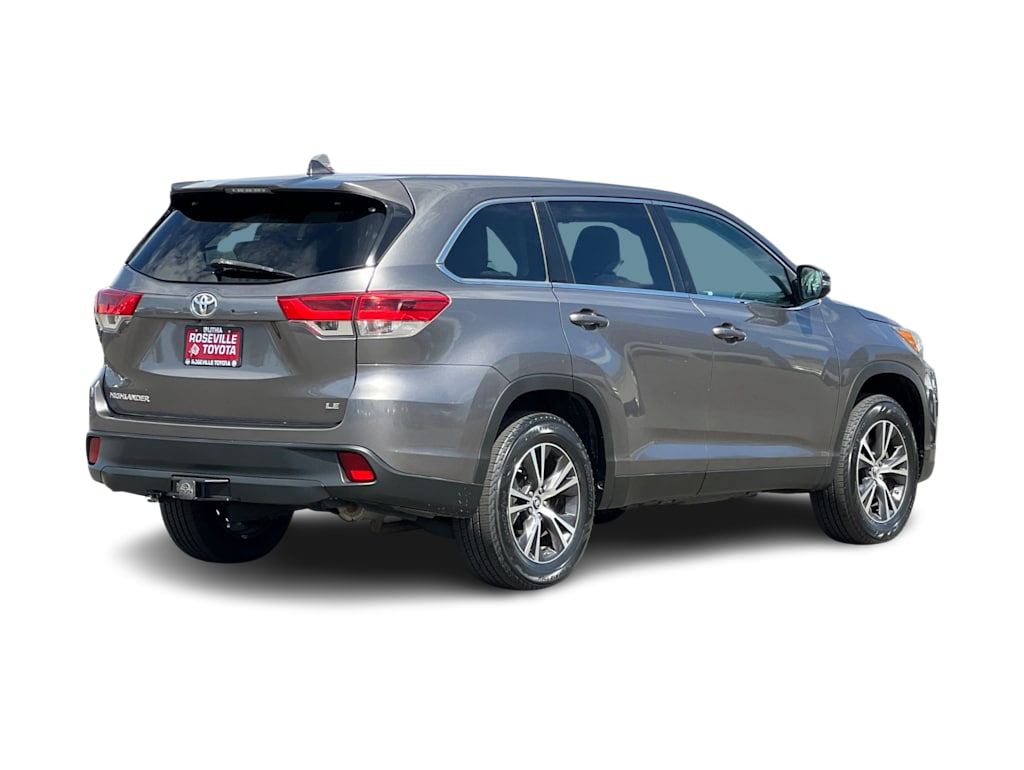 Thumbnail: 2019 Toyota Highlander - 17