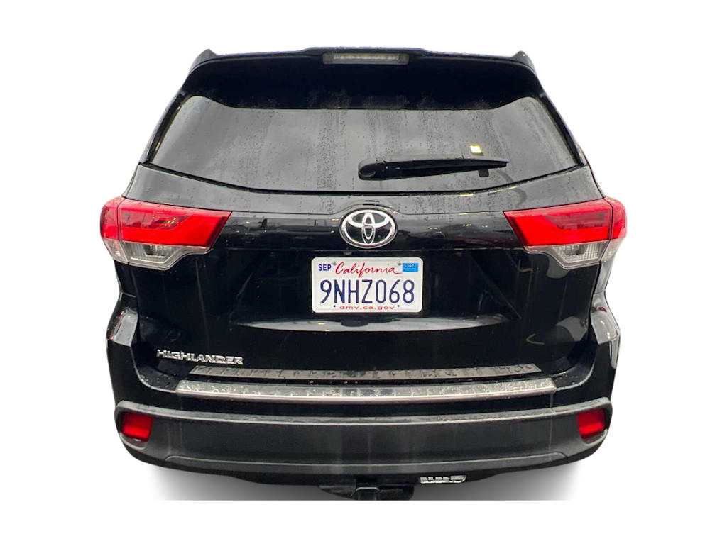 2018 Toyota Highlander LE 3